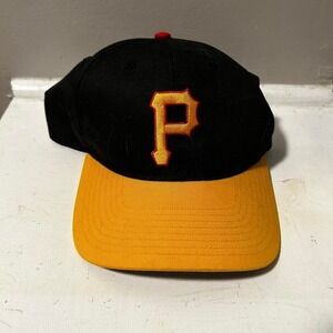 Vintage 90s Pittsburgh pirates black and yellow plain logo twill SnapBack hat